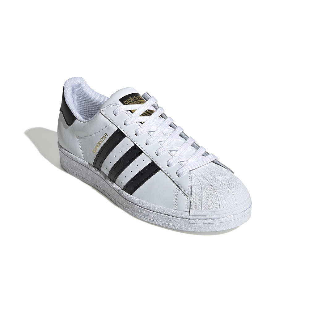 SUPERSTAR