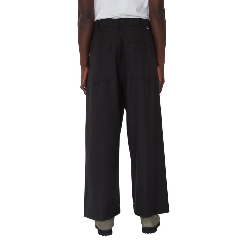 OLIVER PLEATED PANT