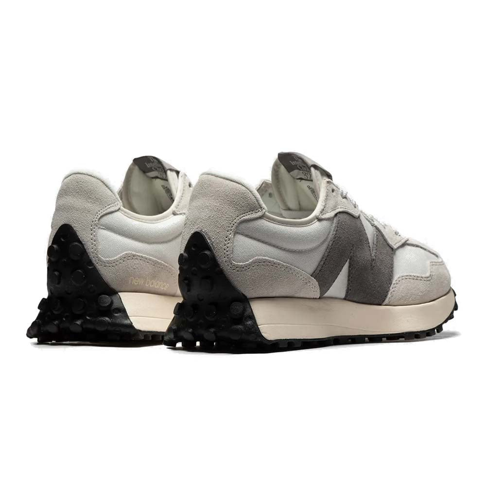 New Balance 327