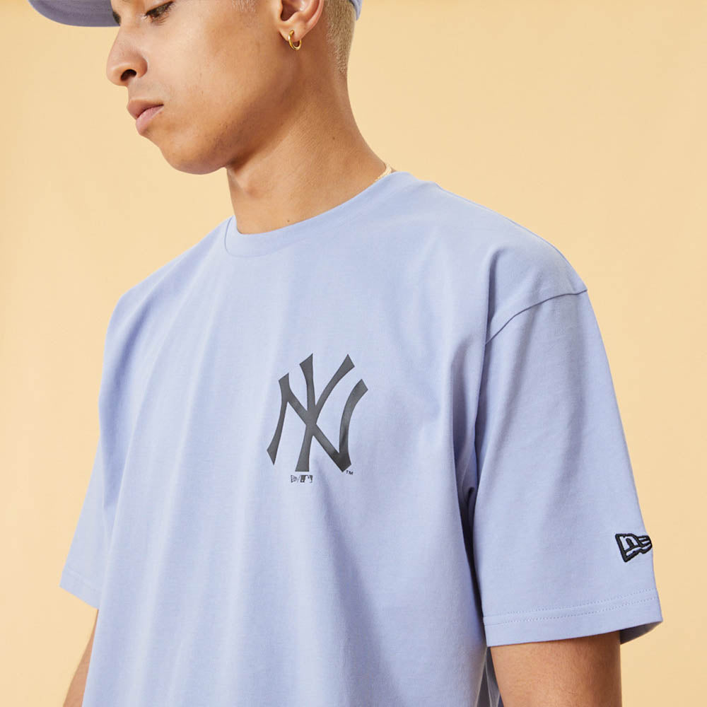 NEW YORK YANKEES LOGO BLUE OVERSIZED T-SHIRT