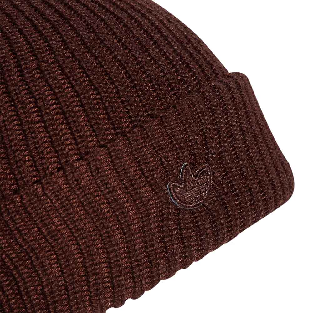 SHORT BEANIE