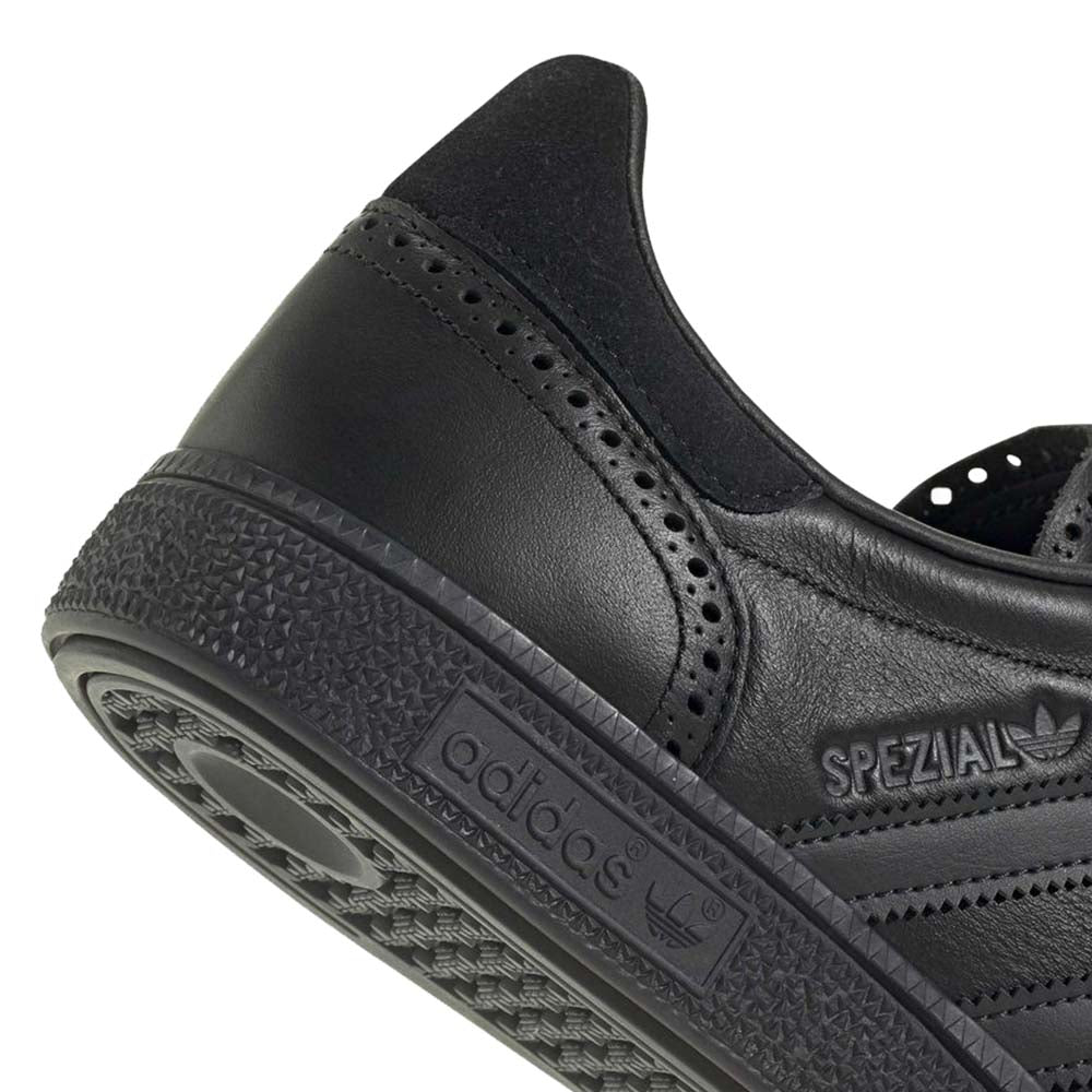 HANDBALL SPEZIAL