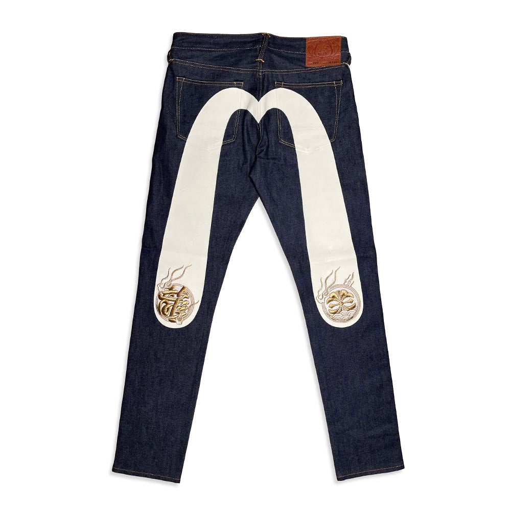 DAICOCK WITH KANJI AND KAMON EMBROIDERY CARROT FIT JEANS #2017