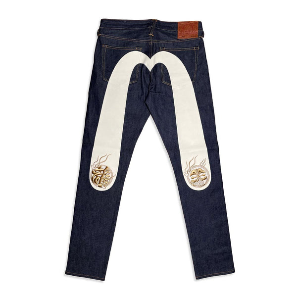 DAICOCK WITH KANJI AND KAMON EMBROIDERY CARROT FIT JEANS #2017