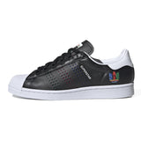 SUPERSTAR