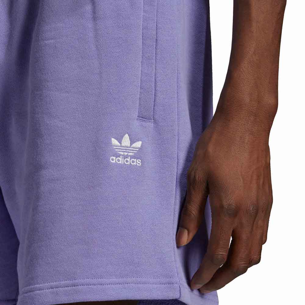 ESSENTIAL SHORT